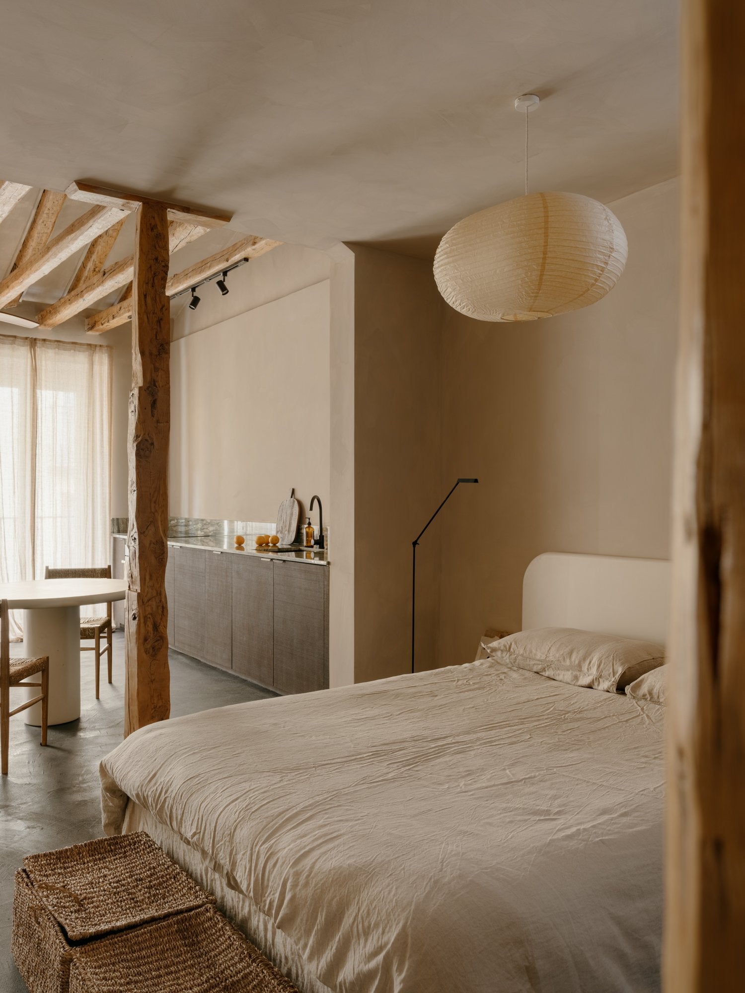 Ruperto Headboard