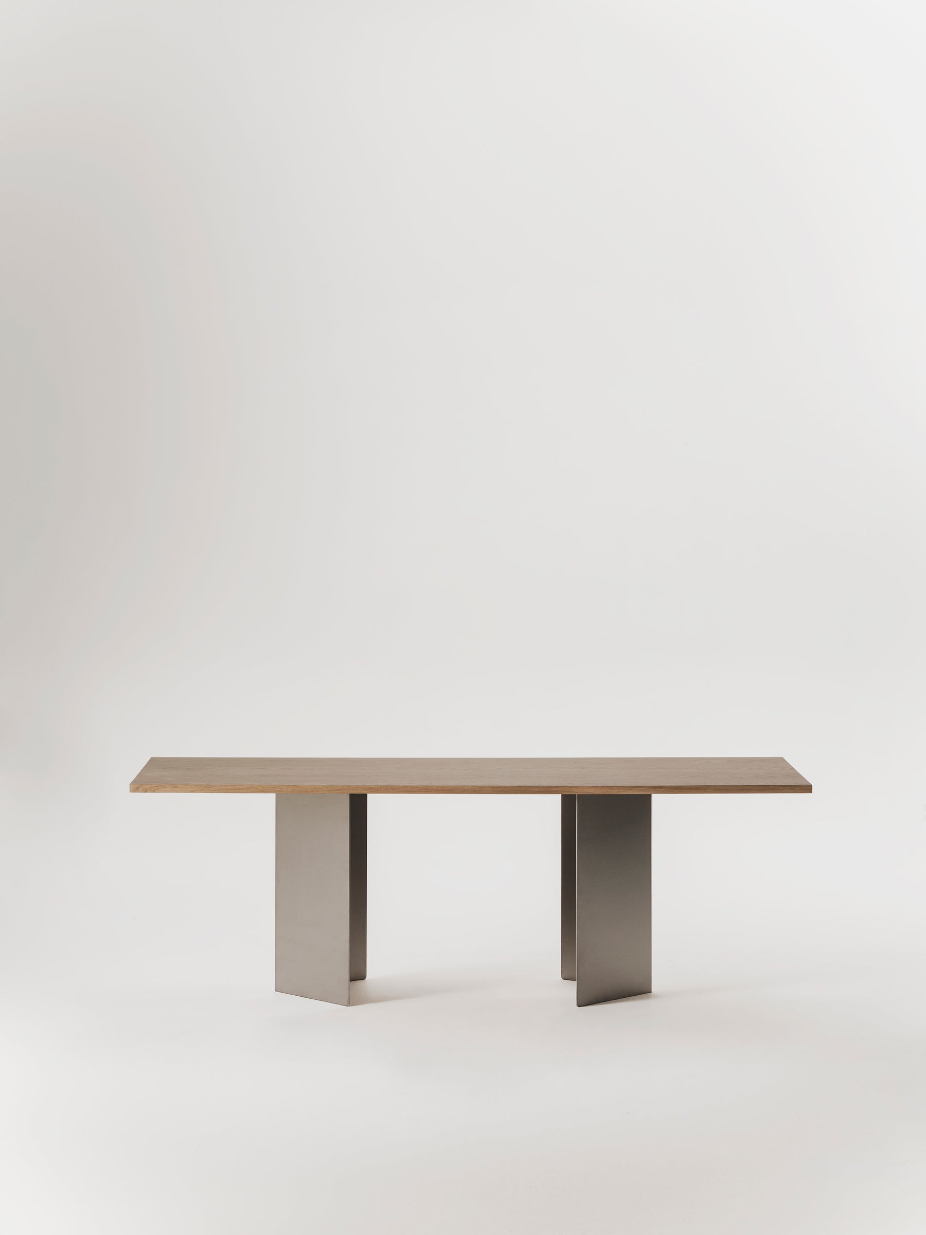 Ander dining table