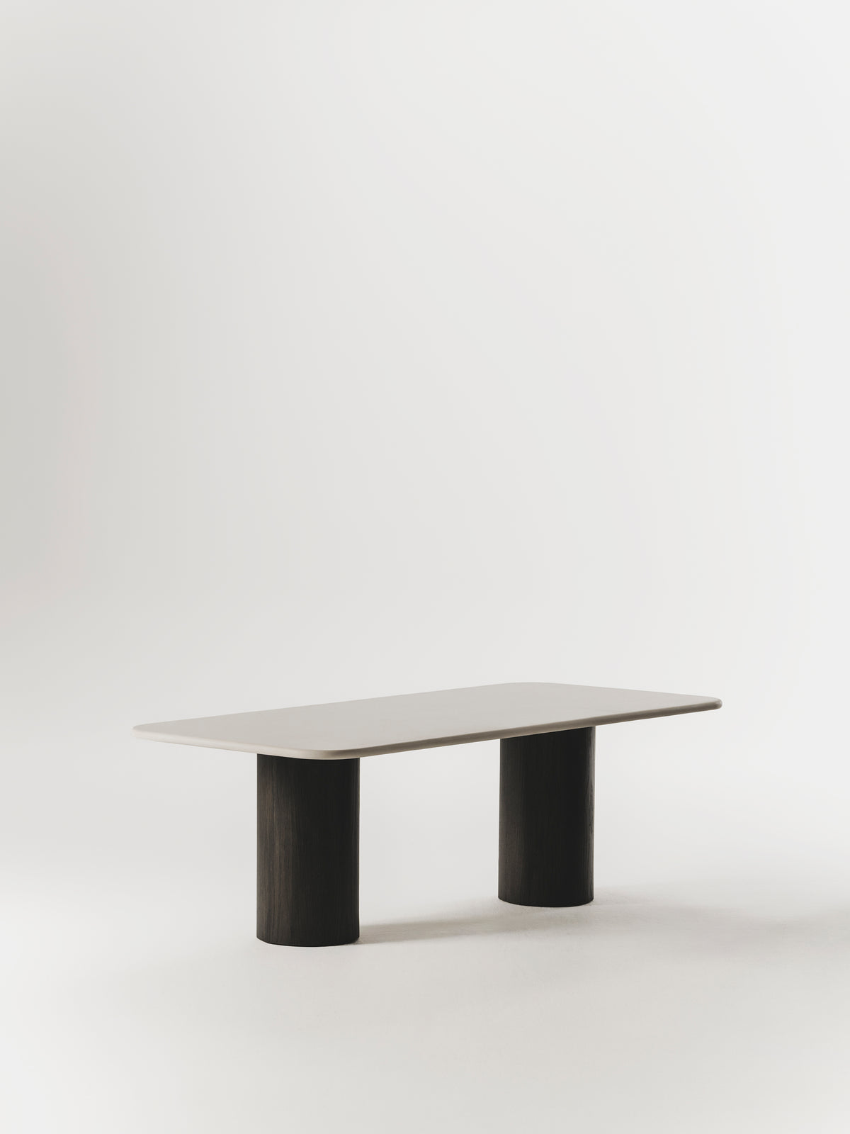 Julinha dining table - dark oak leg